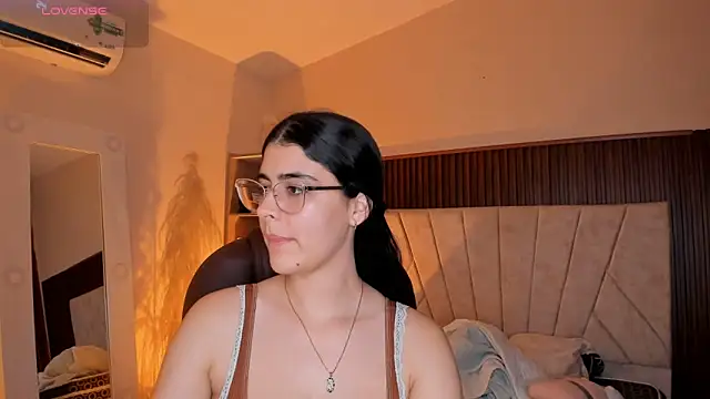  Niah  online show from February 2026 08:48:02 PM