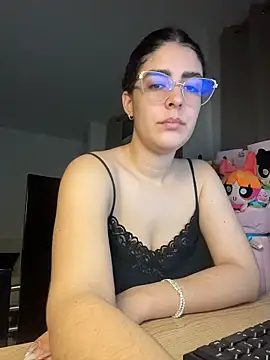  Niah  online show from April 2026 02:06:01 AM