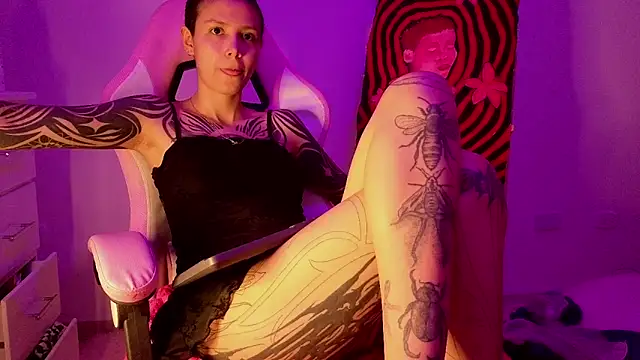 goddess vee  online show from April 2026 11:24:02 PM