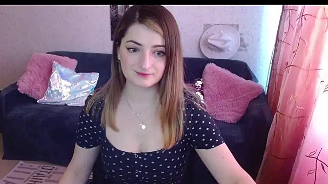 Snapshot of Arielsssplash chatting on June 2026 12:36:02 PM Arielsssplash online show from June 2026 12:36:02 PM