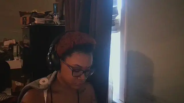 nickytheehawtie online show from February 2026 10:24:01 PM