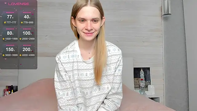 Snapshot of molly_hunt_ chatting on December 2024 03:30:02 AM molly hunt online show from December 2024 03:30:02 AM