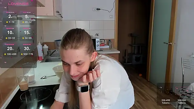 Snapshot of molly_hunt_ chatting on March 2025 09:57:01 AM molly hunt online show from March 2025 09:57:01 AM