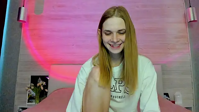 molly hunt  online show from March 2026 03:35:02 AM