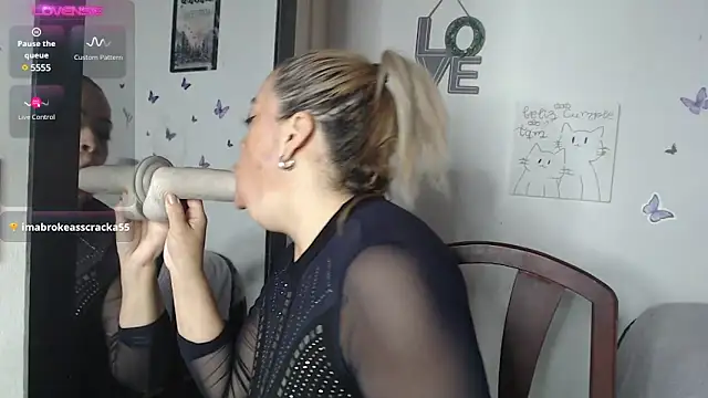 LIila28six online show from February 2025 10:59:02 AM