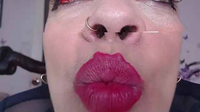 LIila28six online show from March 2026 02:34:01 PM