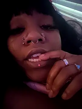 Kayyummy98 online show from October 2025 01:16:02 AM