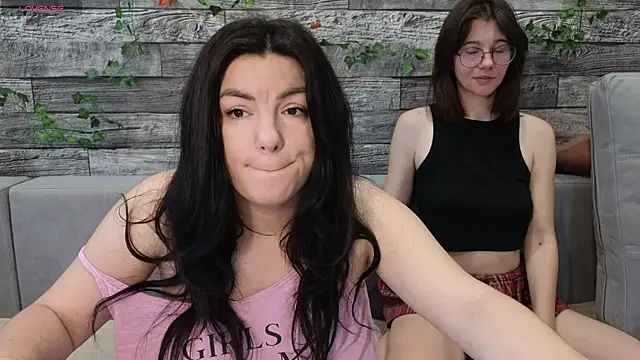 Vika loves you online show from November 2025 02:17:02 AM