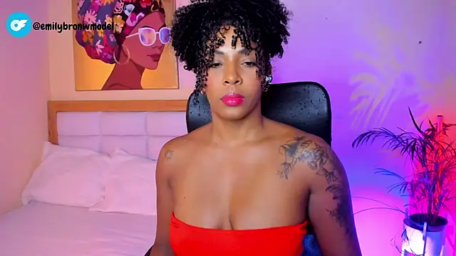 Snapshot of AitanaBrown_ chatting on May 2026 09:23:02 PM AitanaBrown online show from May 2026 09:23:02 PM