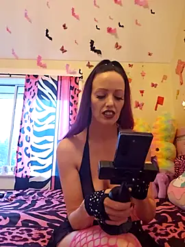 Adrina Drake online show from March 2026 02:05:02 AM