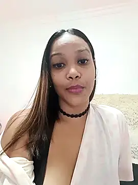  MoniqueLovay  online show from March 2025 06:19:01 PM