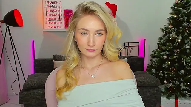 bella  rose online show from December 2024 01:11:02 PM