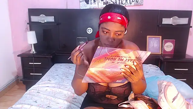 malorybrown online show from April 2026 01:03:02 PM