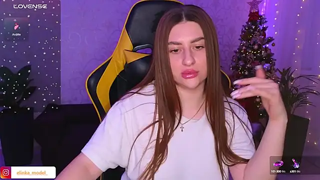 Snapshot of Elishka_ chatting on December 2024 06:34:02 PM Elishka online show from December 2024 06:34:02 PM
