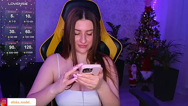 Snapshot of Elishka_ chatting on January 2025 05:44:01 PM Elishka online show from January 2025 05:44:01 PM