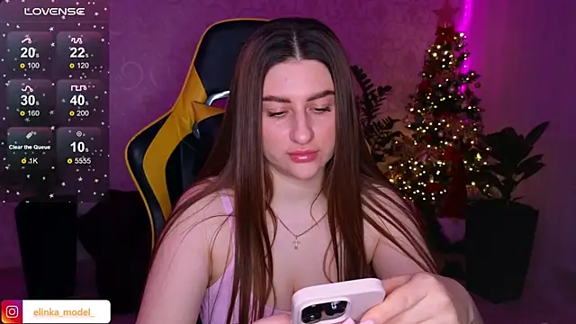Snapshot of Elishka_ chatting on January 2025 06:44:01 PM Elishka online show from January 2025 06:44:01 PM
