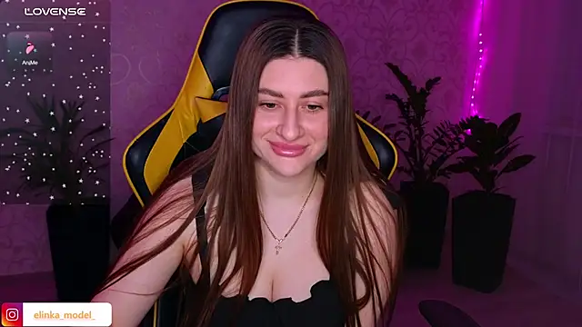 Snapshot of Elishka_ chatting on January 2025 03:38:01 PM Elishka online show from January 2025 03:38:01 PM