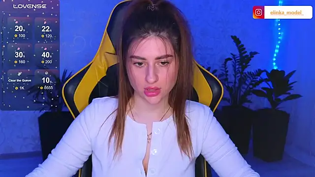 Snapshot of Elishka_ chatting on February 2025 06:16:01 PM Elishka online show from February 2025 06:16:01 PM