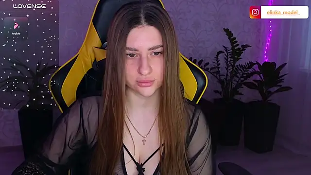 Snapshot of Elishka_ chatting on February 2025 06:12:02 AM Elishka online show from February 2025 06:12:02 AM