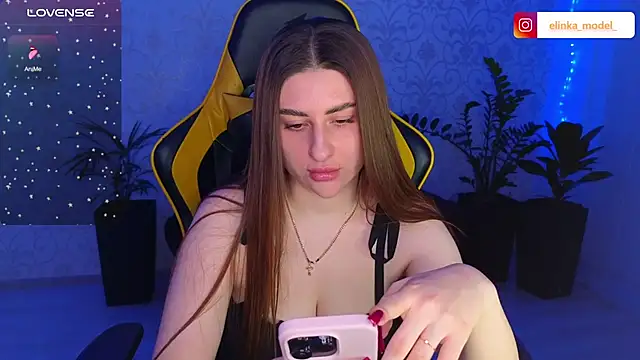 Snapshot of Elishka_ chatting on February 2025 04:33:02 PM Elishka online show from February 2025 04:33:02 PM