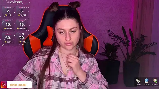 Elishka  online show from September 2025 09:07:02 PM