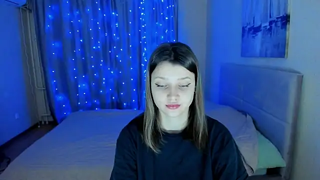 SoniNesti online show from December 2024 12:33:02 PM