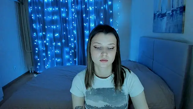 SoniNesti online show from December 2024 03:00:01 PM