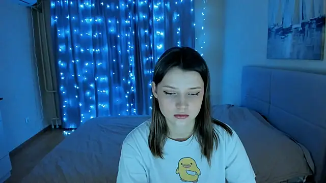 SoniNesti online show from December 2024 01:32:01 PM