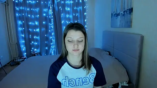 SoniNesti online show from February 2025 01:11:01 PM