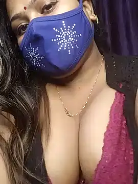 cutee  crazy online show from December 2024 07:10:01 PM