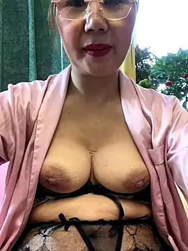 Snapshot of honghong666 chatting on September 2025 07:42:01 AM honghong666 online show from September 2025 07:42:01 AM