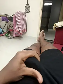 Snapshot of mkmony chatting on March 2025 10:02:02 AM mkmony online show from March 2025 10:02:02 AM