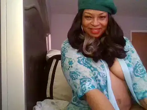 MSweetLindaParks online show from January 2025 03:52:01 PM