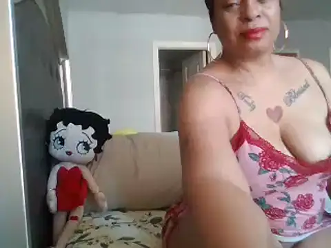 MSweetLindaParks online show from March 2025 06:54:02 PM