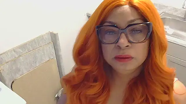 MSweetLindaParks online show from September 2025 02:41:02 PM