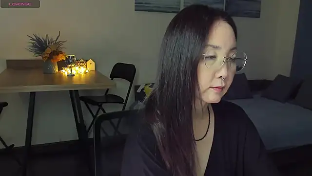 AvroraSakura online show from December 2024 02:49:02 PM