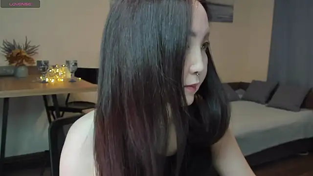 AvroraSakura online show from February 2025 12:57:02 PM