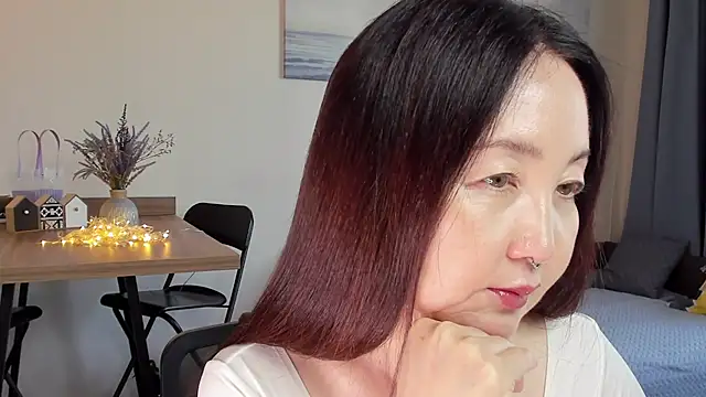 AvroraSakura online show from October 2025 10:21:01 AM