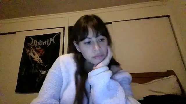 Snapshot of petitedoll29 chatting on December 2024 01:39:02 AM petitedoll29 online show from December 2024 01:39:02 AM