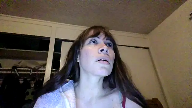 Snapshot of petitedoll29 chatting on December 2024 01:26:01 AM petitedoll29 online show from December 2024 01:26:01 AM