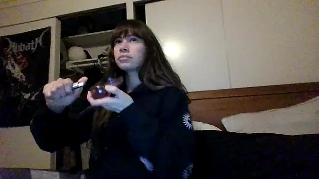 Snapshot of petitedoll29 chatting on December 2024 02:56:02 AM petitedoll29 online show from December 2024 02:56:02 AM