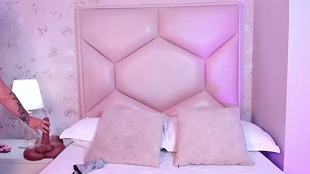 ambar sullivan online show from October 2025 11:41:02 AM