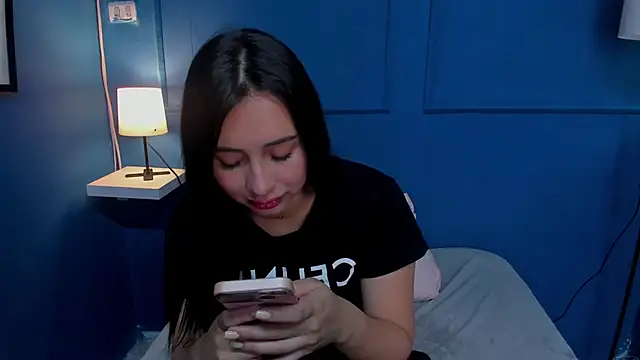 isabella jade online show from January 2025 06:41:02 PM