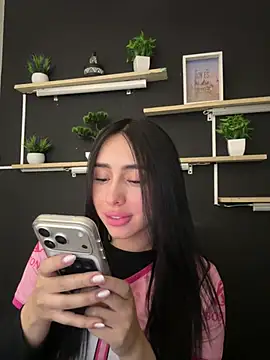 isabella jade online show from February 2026 10:40:01 PM