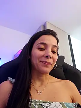 miaeyes online show from January 2026 05:27:02 PM