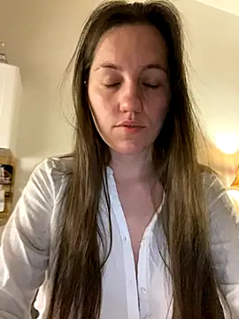 Snapshot of Nicole-Ray chatting on October 2025 12:42:02 AM Nicole-Ray online show from October 2025 12:42:02 AM