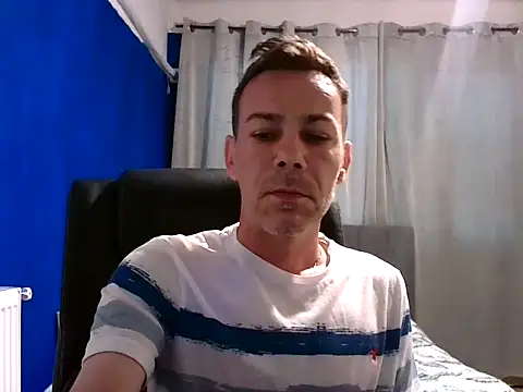 Snapshot of Plasure4you chatting on June 2026 09:14:01 AM Plasure4you online show from June 2026 09:14:01 AM