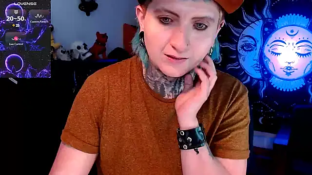 Snapshot of Marieblueeyes chatting on March 2025 12:45:02 PM Marieblueeyes online show from March 2025 12:45:02 PM