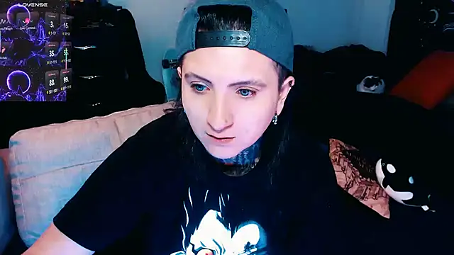 Snapshot of Marieblueeyes chatting on September 2025 06:35:02 PM Marieblueeyes online show from September 2025 06:35:02 PM