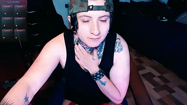 Snapshot of Marieblueeyes chatting on October 2025 07:41:01 AM Marieblueeyes online show from October 2025 07:41:01 AM